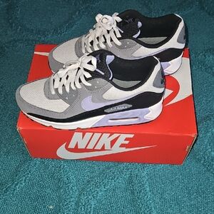 Nike Air Max 90 Gray and Black Sneakers 8